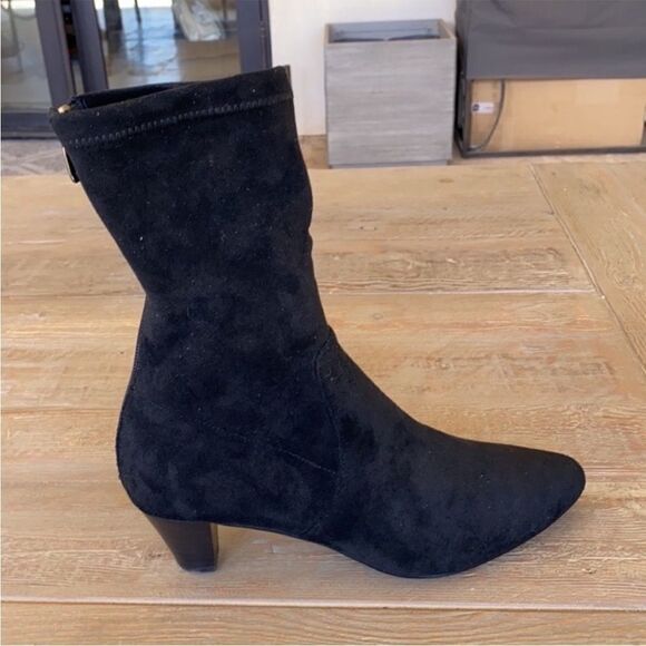 New Silent D Kitten Heeled Ankle Boots Black Suede US 7 - Picture 4 of 8